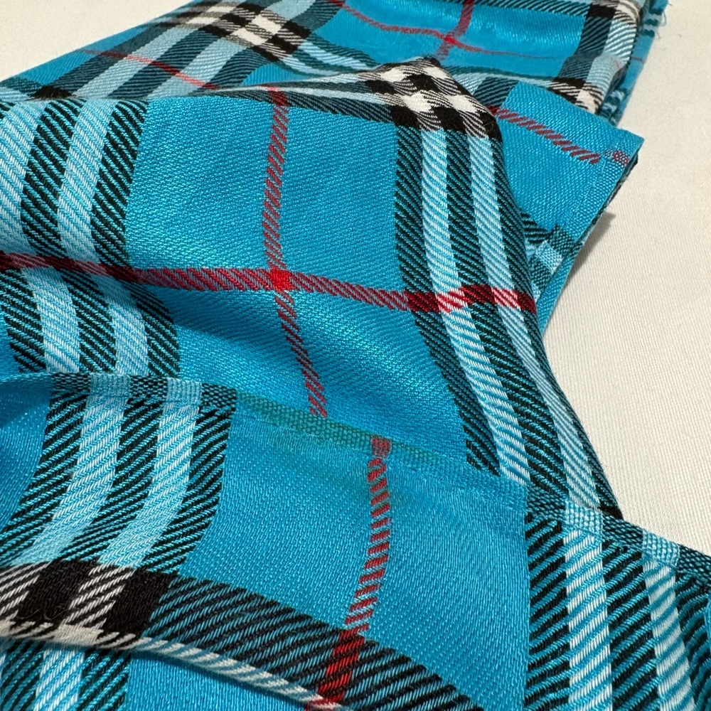 Authentic Burberry turquoise plaid scarf with certificate - Picture 5 of 9